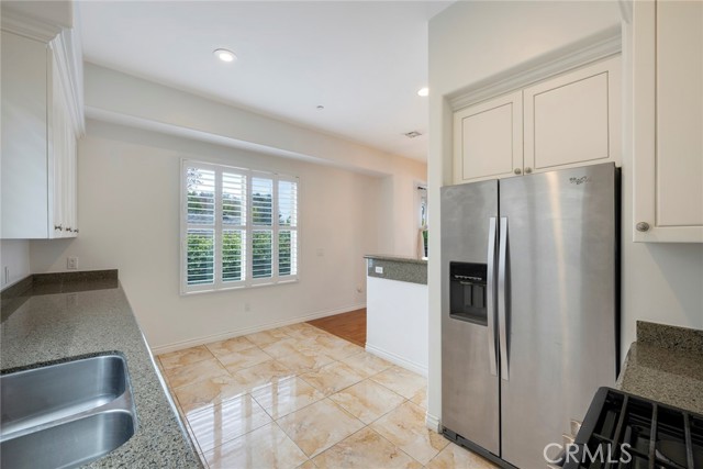 Detail Gallery Image 9 of 36 For 5027 Colfax Ave #1,  Valley Village,  CA 91601 - 3 Beds | 3 Baths