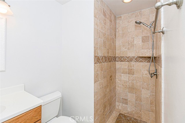 22504 Hartland St, West Hills CA: https://media.crmls.org/medias/46f62eda-7b90-48fd-bedc-74ac0f969cc0.jpg