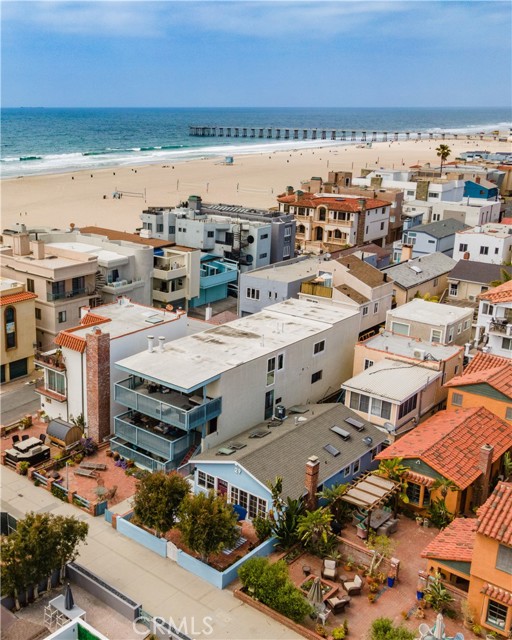 29 5th street, Hermosa Beach, California 90254, 2 Bedrooms Bedrooms, ,2 BathroomsBathrooms,Residential,Sold,5th street,SB22074733