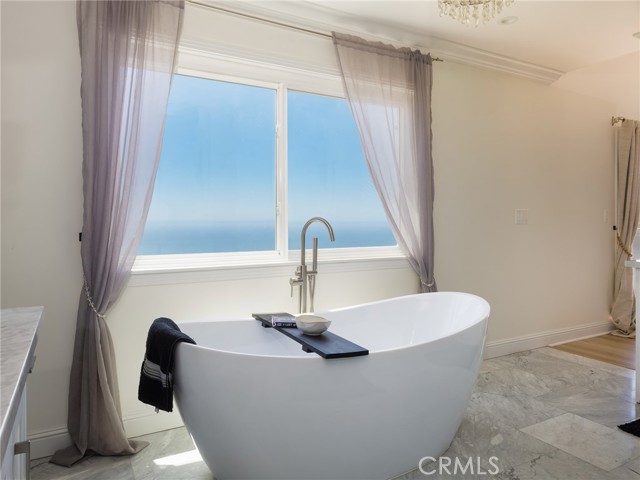 Detail Gallery Image 28 of 58 For 3504 Hightide Dr, Rancho Palos Verdes,  CA 90275 - 4 Beds | 3 Baths