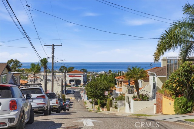 Detail Gallery Image 56 of 63 For 1001 2nd, Hermosa Beach,  CA 90254 - 5 Beds | 3/1 Baths