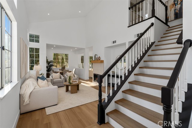 32 Comiso, Irvine CA: https://media.crmls.org/medias/46f79fbf-9477-4131-908c-5e9d59b87992.jpg