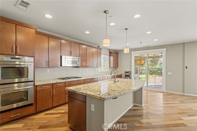 38780 Amateur Way, Beaumont CA: https://media.crmls.org/medias/46f92086-4f5c-451d-8514-a8346593d449.jpg