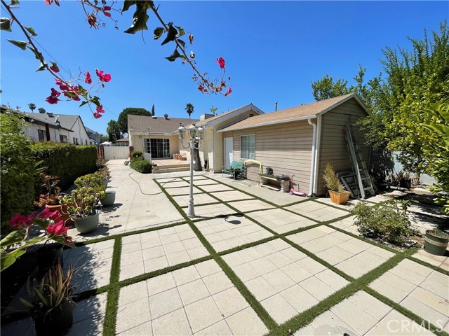 Detail Gallery Image 26 of 28 For 5118 Newcastle Ave, Encino,  CA 91316 - 3 Beds | 2 Baths