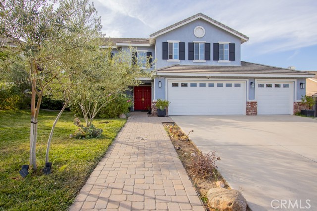 Detail Gallery Image 3 of 14 For 3682 Grovedale St, Corona,  CA 92881 - 5 Beds | 3 Baths