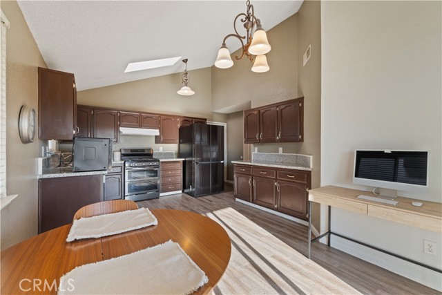 2433 N Knoll Avenue, Fresno CA: https://media.crmls.org/medias/46fa48ad-e99d-4834-ab92-0283a2a7b5a5.jpg