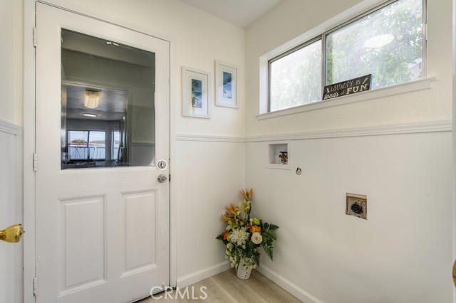 Detail Gallery Image 25 of 36 For 14 Fernwood Ct, Pittsburg,  CA 94565 - 4 Beds | 2/1 Baths