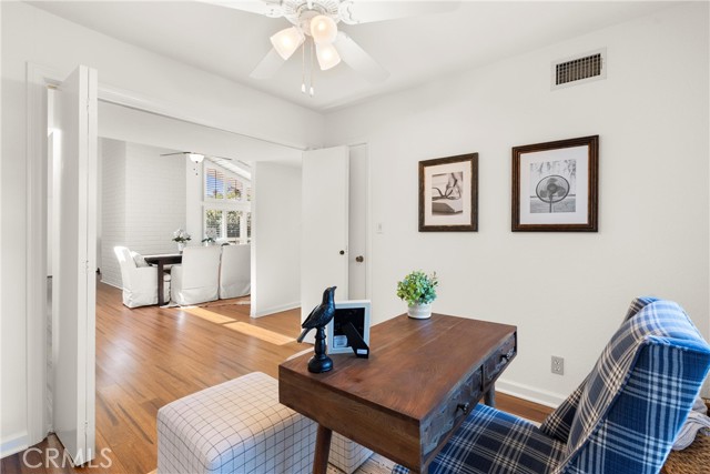 24595 Overlake Drive, Lake Forest CA: https://media.crmls.org/medias/46fbbf3c-1096-4f66-a634-e52f4cc5d8ac.jpg