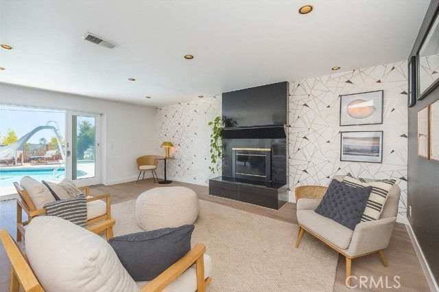 5726 Sunmist Drive, Rancho Palos Verdes CA: https://media.crmls.org/medias/46fc0360-9cb2-430d-b393-d22d3554f0f5.jpg