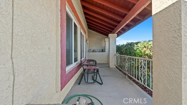 Detail Gallery Image 5 of 33 For 14219 Luna, Victorville,  CA 92392 - 3 Beds | 2 Baths