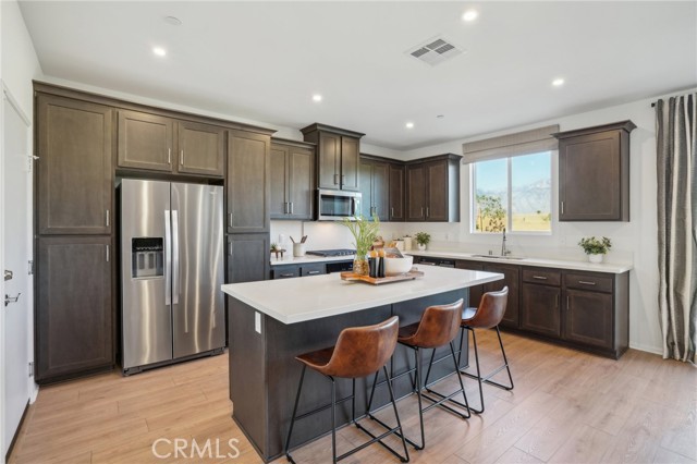 Detail Gallery Image 5 of 22 For 131 via Palermo, Cathedral City,  CA 92234 - 4 Beds | 3 Baths