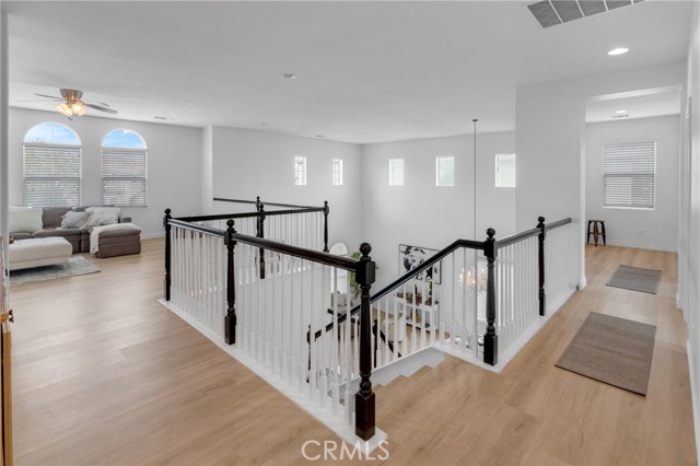 33736 Emerald Creek Court, Temecula CA: https://media.crmls.org/medias/46ff25fe-f9b3-49df-afe1-bc480c905284.jpg