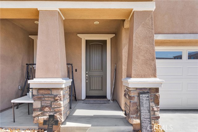 12628 Ojo Caliente Street, Victorville CA: https://media.crmls.org/medias/46ff8536-d113-4d45-b68e-47437f103a23.jpg
