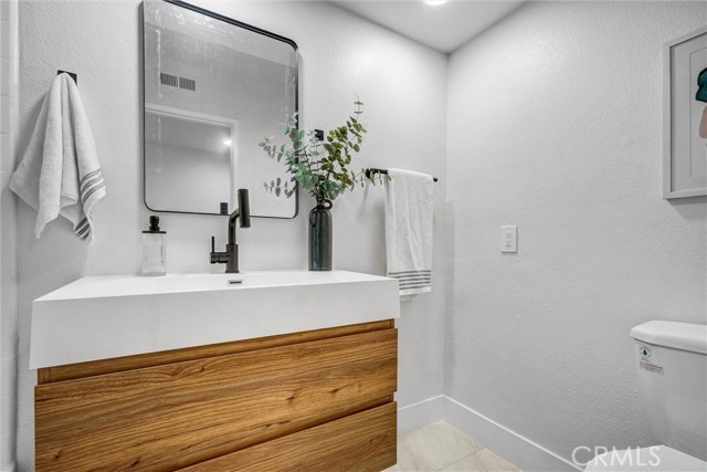11105 Linda Lane, Garden Grove CA: https://media.crmls.org/medias/4700927e-584a-441b-ac20-e49123857183.jpg