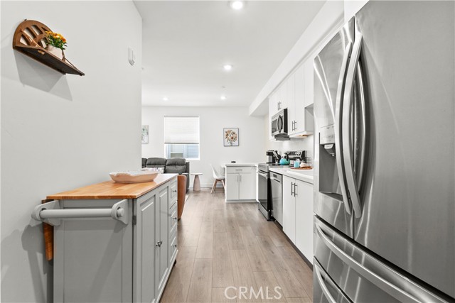 Detail Gallery Image 4 of 27 For 805 Madonna Rd #101,  San Luis Obispo,  CA 93405 - 2 Beds | 2 Baths