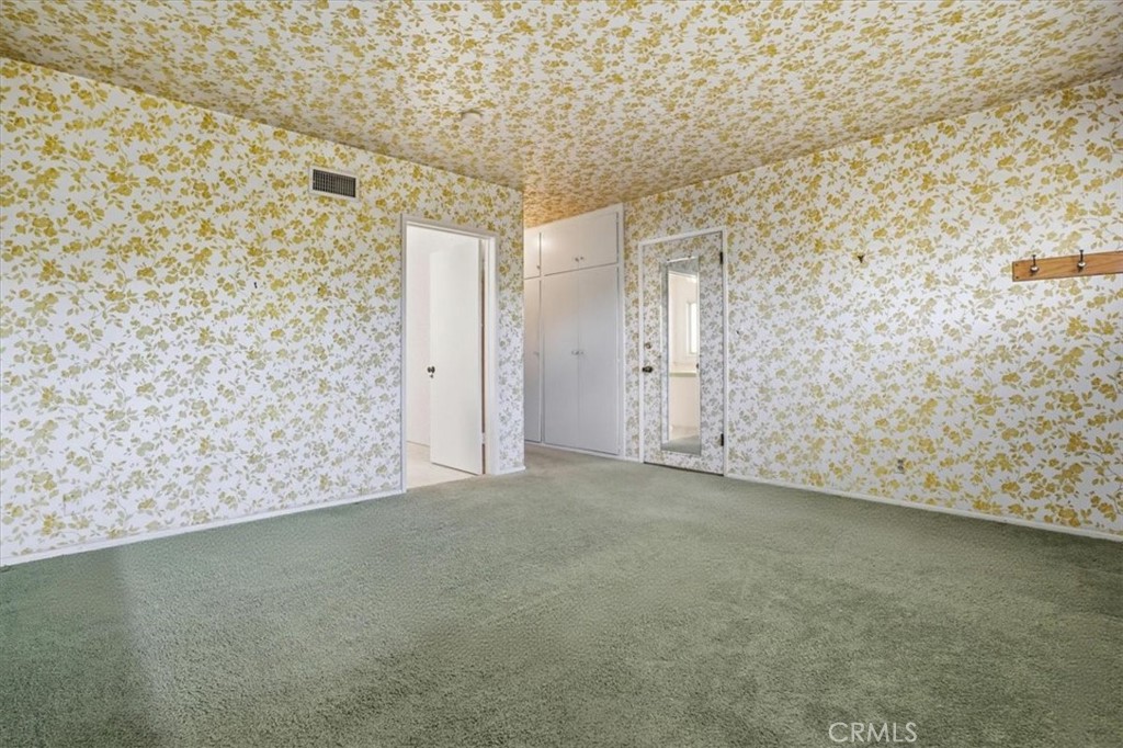 https://media.crmls.org/medias/47015993-a9ca-422e-860b-1cf75f6349bd.jpg?preset=X-Large