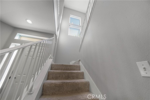11544 Treeview Court, Moorpark CA: https://media.crmls.org/medias/47015997-d2cb-42c2-87f5-602e2adac5de.jpg