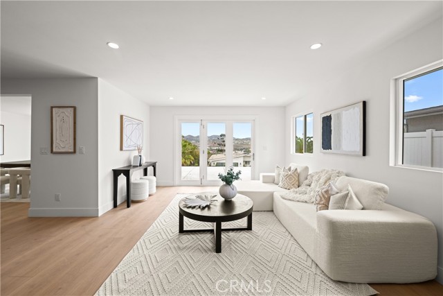 Detail Gallery Image 15 of 44 For 33592 Bremerton St, Dana Point,  CA 92629 - 3 Beds | 2 Baths