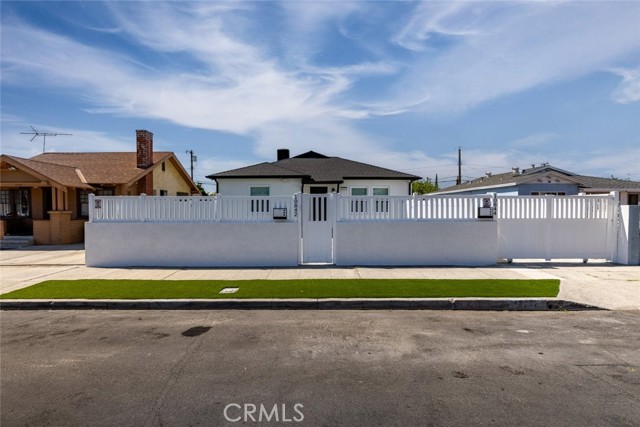 Detail Gallery Image 28 of 30 For 10842 Crockett St, Sun Valley,  CA 91352 - 4 Beds | 3 Baths