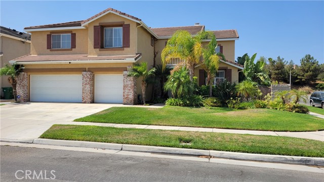 948 Hyde Park Court, Corona, CA 92881