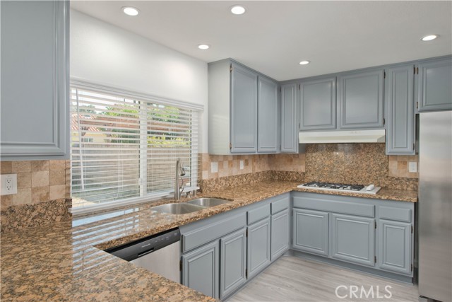 20227 Elkwood Street, Winnetka CA: https://media.crmls.org/medias/4703192b-83aa-43b7-b334-abbb71036a89.jpg