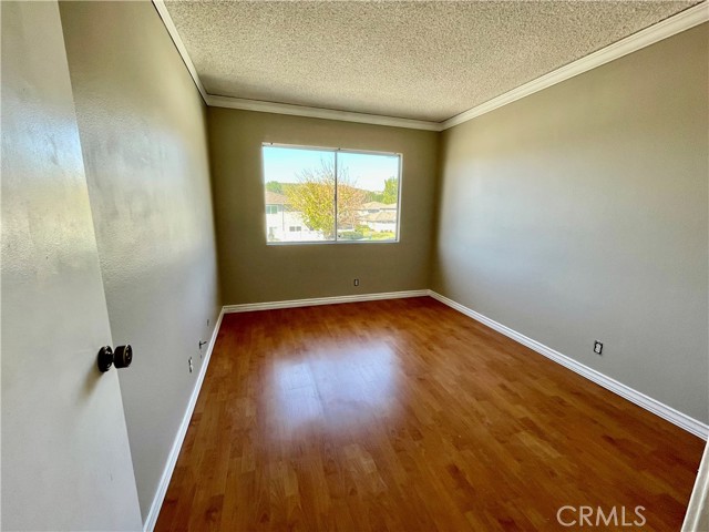 Detail Gallery Image 7 of 18 For 28164 Robin Ave, Saugus,  CA 91350 - 2 Beds | 1 Baths