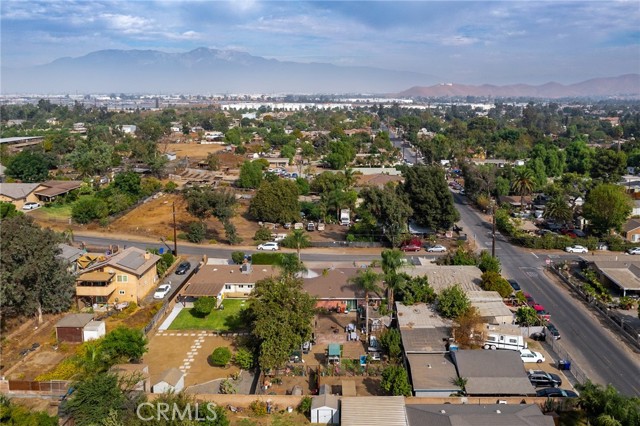 Detail Gallery Image 4 of 6 For 10314 50th St, Jurupa Valley,  CA 91752 - 3 Beds | 2 Baths