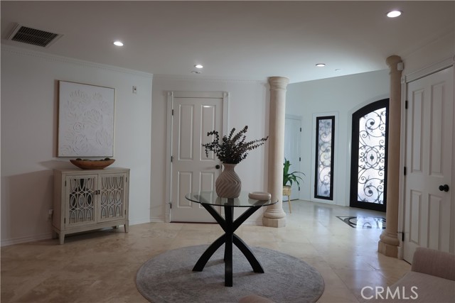 Detail Gallery Image 2 of 51 For 16802 Kamalii, Huntington Beach,  CA 92649 - 6 Beds | 5/1 Baths