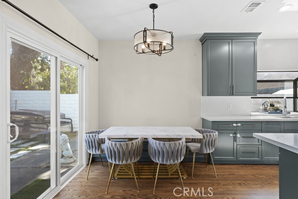 Detail Gallery Image 43 of 67 For 9514 Oakridge Pl, Chatsworth,  CA 91311 - 6 Beds | 6 Baths