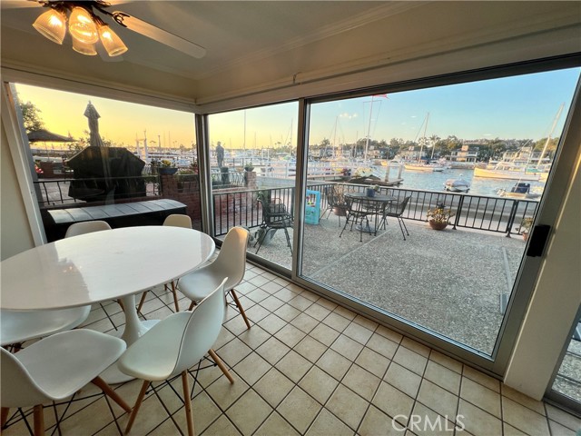 Detail Gallery Image 11 of 20 For 909 N Bay Front, Newport Beach,  CA 92662 - 3 Beds | 2 Baths