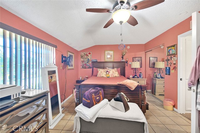 14104 Barrydale Street, La Puente CA: https://media.crmls.org/medias/47051136-6faf-4083-a992-a0e1d0a6208c.jpg