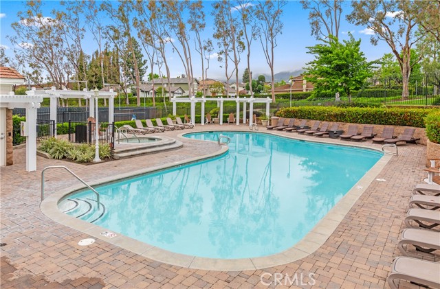 Detail Gallery Image 49 of 53 For 31885 Old Oak Rd, Rancho Santa Margarita,  CA 92679 - 5 Beds | 3 Baths