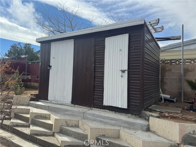 Detail Gallery Image 9 of 15 For 13870 Rodeo, Victorville,  CA 92395 - 2 Beds | 2 Baths