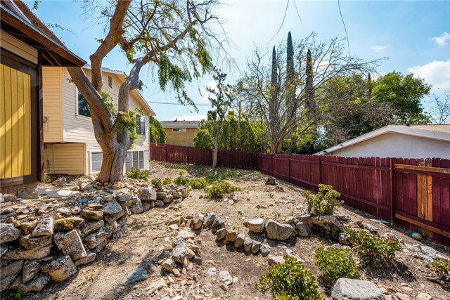 Detail Gallery Image 35 of 40 For 4939 Lowell Ave, La Crescenta,  CA 91214 - 3 Beds | 1 Baths