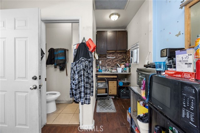 Detail Gallery Image 16 of 22 For 915 Alta, Redlands,  CA 92374 - 4 Beds | 2 Baths