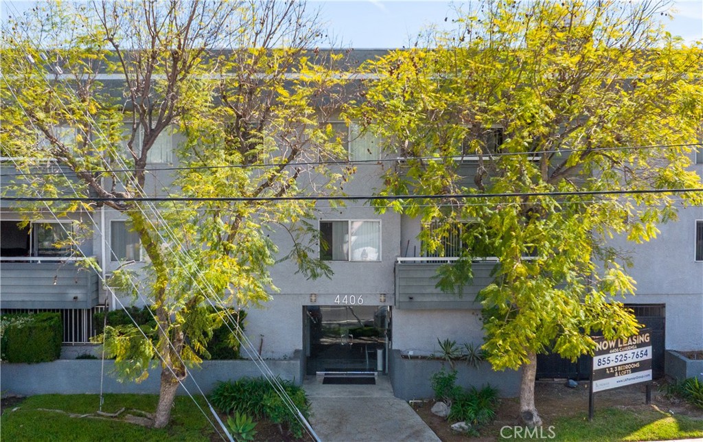 4406 Cahuenga Boulevard #209