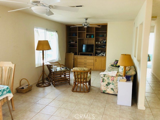 47084752 Aad3 4b41 80c2 99e6f2d4c2eb