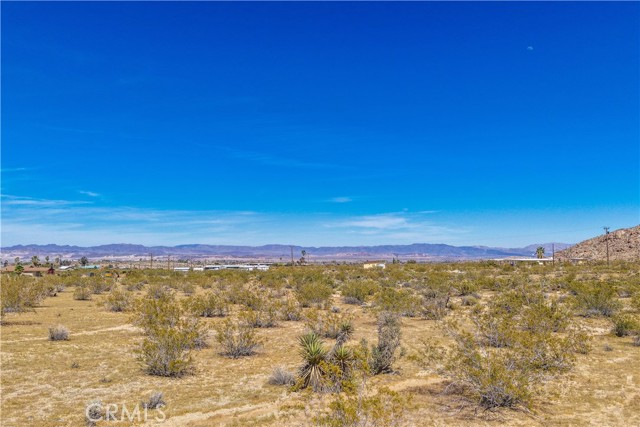 Detail Gallery Image 15 of 32 For 7054 Canyon Rd, Twentynine Palms,  CA 92277 - – Beds | – Baths