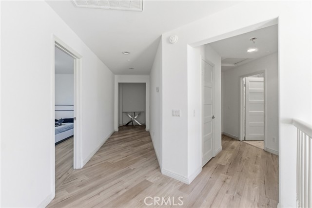 Detail Gallery Image 8 of 26 For 14648 Viva Dr, Corona,  CA 92880 - 6 Beds | 3/1 Baths