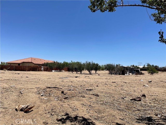Detail Gallery Image 8 of 32 For 4679 Gorgonio Rd, Phelan,  CA 92371 - 4 Beds | 2 Baths