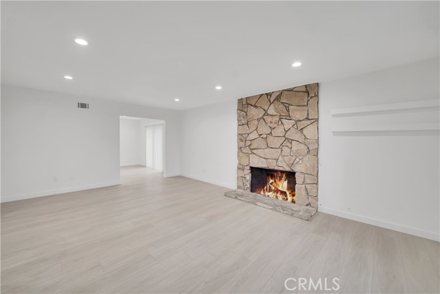 Detail Gallery Image 8 of 18 For 16722 Goldenwest #1,  Huntington Beach,  CA 92647 - 3 Beds | 1/1 Baths