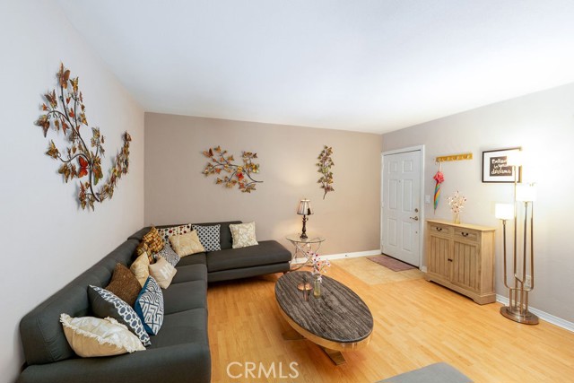 Detail Gallery Image 4 of 14 For 1430 W Lambert Rd #407,  La Habra,  CA 90731 - 2 Beds | 1 Baths