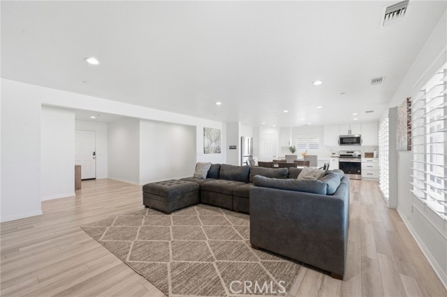 Image 9 of 51 For 695 Qeweewish Avenue