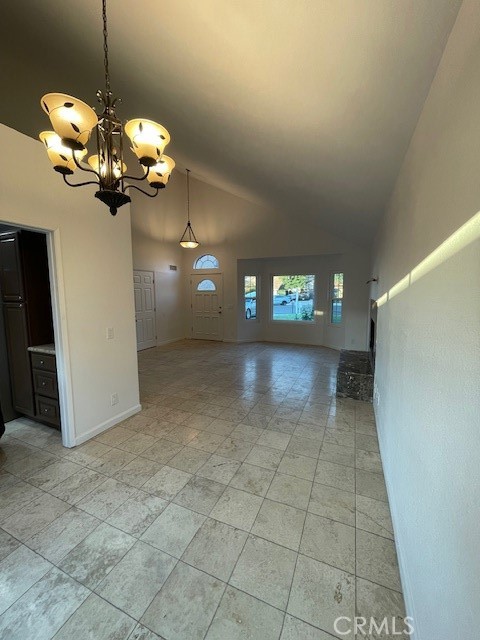 Detail Gallery Image 4 of 29 For 8359 Deering Ave, Canoga Park,  CA 91304 - 4 Beds | 3 Baths