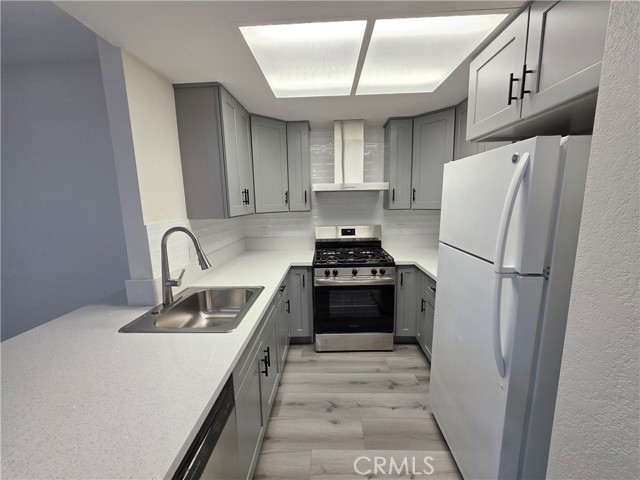 Front Image Thumbnail for CRSR26140541