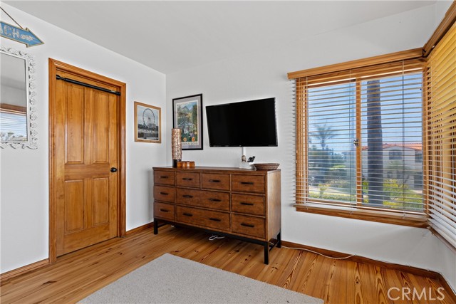 27492 Via Valor, Dana Point CA: https://media.crmls.org/medias/470bc214-8c01-43a5-a691-0672128bda32.jpg
