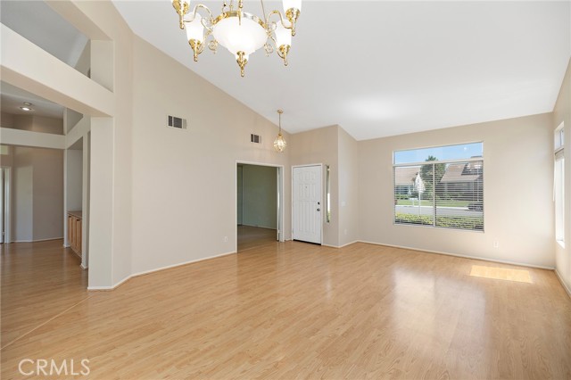 Detail Gallery Image 8 of 53 For 32176 Corte Florecita, Temecula,  CA 92592 - 3 Beds | 2 Baths