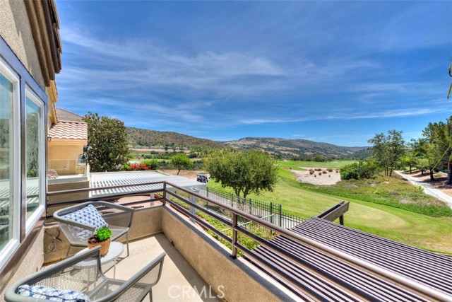 8 Dover, Rancho Santa Margarita CA: https://media.crmls.org/medias/470cce44-eb33-4bfc-a177-799887ac2968.jpg
