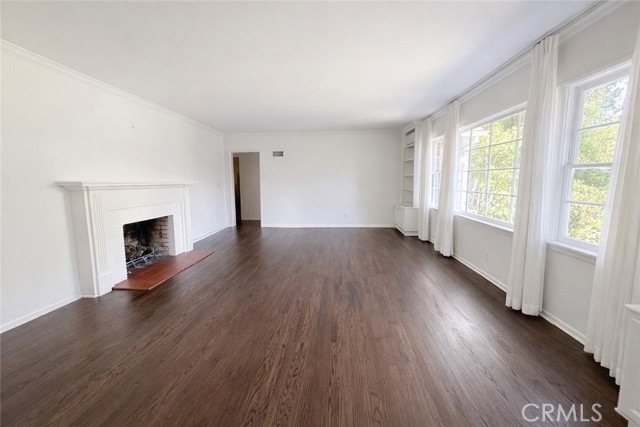 Detail Gallery Image 4 of 22 For 18 Woodland Ln, Arcadia,  CA 91006 - 3 Beds | 2 Baths