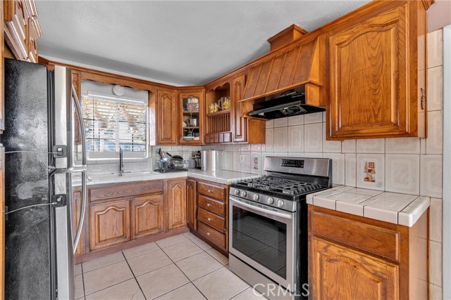 Detail Gallery Image 9 of 30 For 2596 Trudy, Pomona,  CA 91766 - 3 Beds | 1 Baths